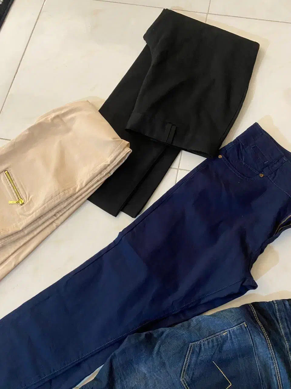 فروش فوری شلوارجین کشی|لباس|رشت, علی آباد|دیوار