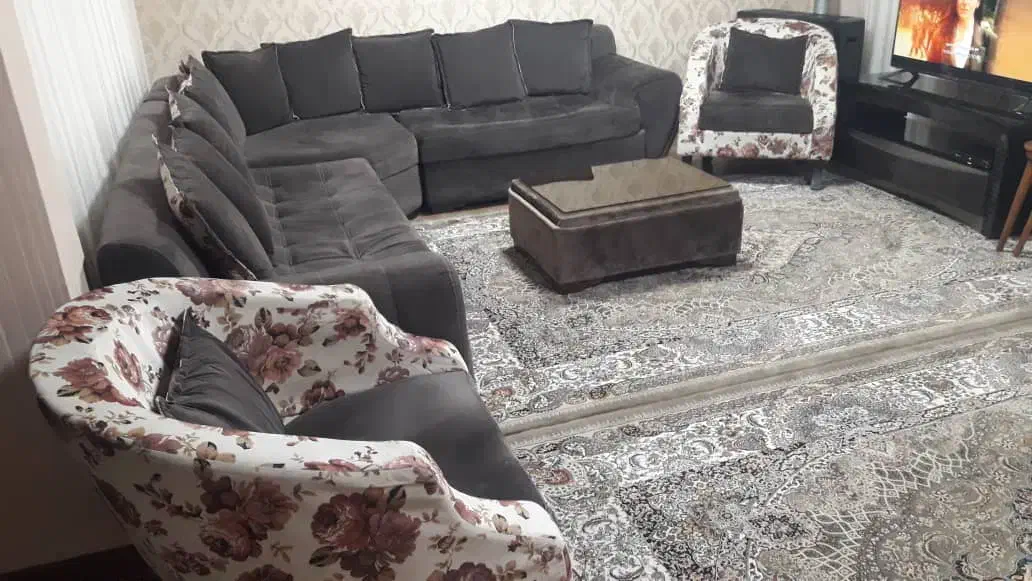 مبل ۸ نفره تمیز|مبلمان خانگی و میز عسلی|بندر انزلی, طالب آباد|دیوار