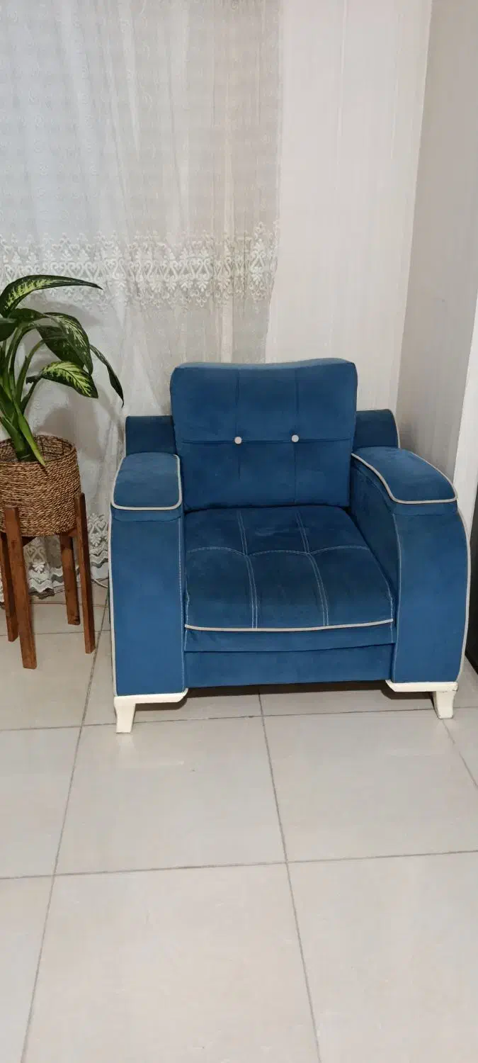 فروش مبل دست دوم خانگی قیمت مناسب|مبلمان خانگی و میز عسلی|اردبیل, |دیوار