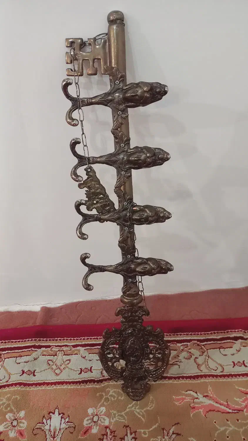 رخت آویز برنزی|بندرخت و رخت‌آویز|تبریز, |دیوار