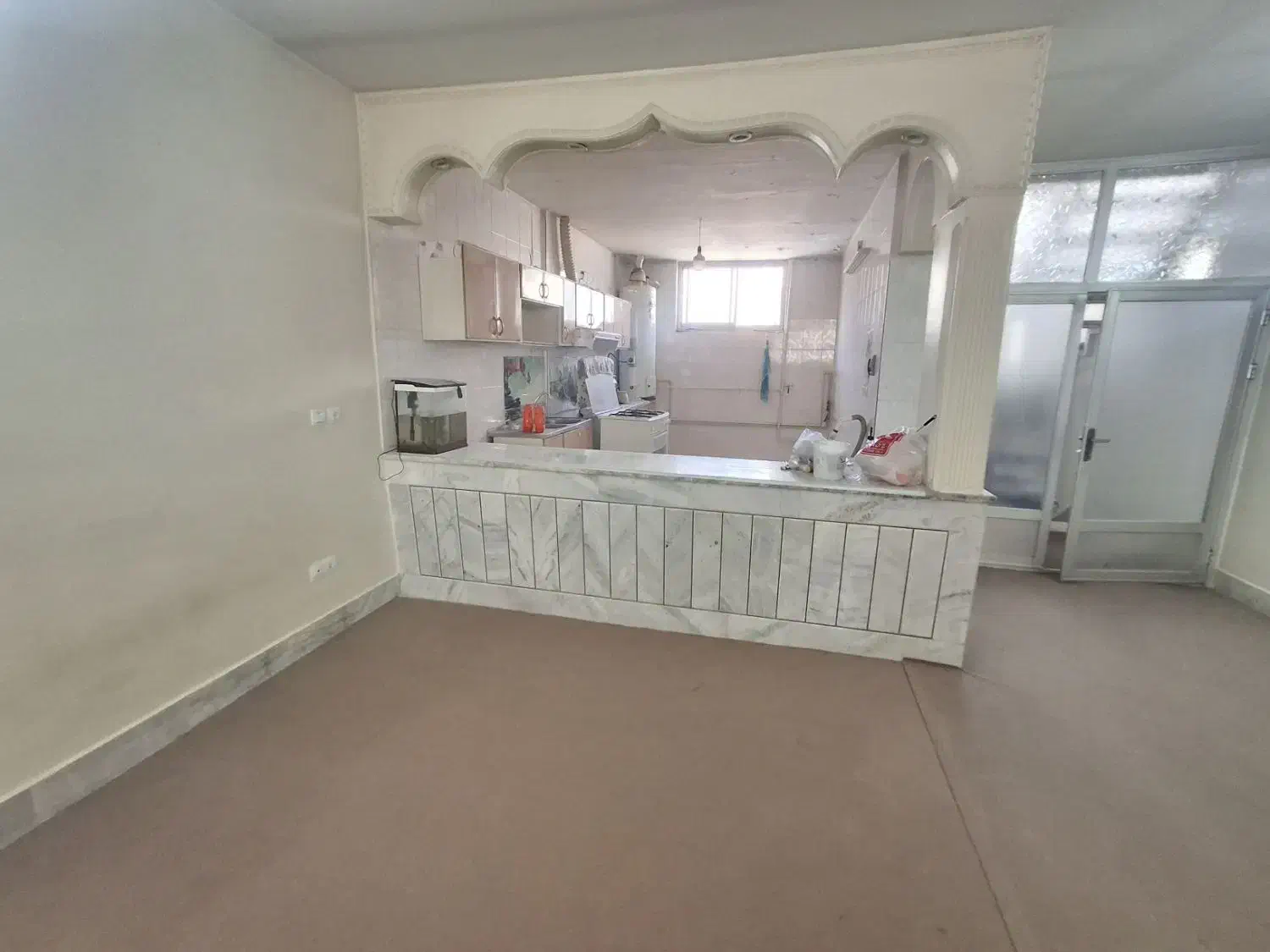 طبقه اول 15پله دارد|اجارهٔ آپارتمان|اصفهان, برزان|دیوار