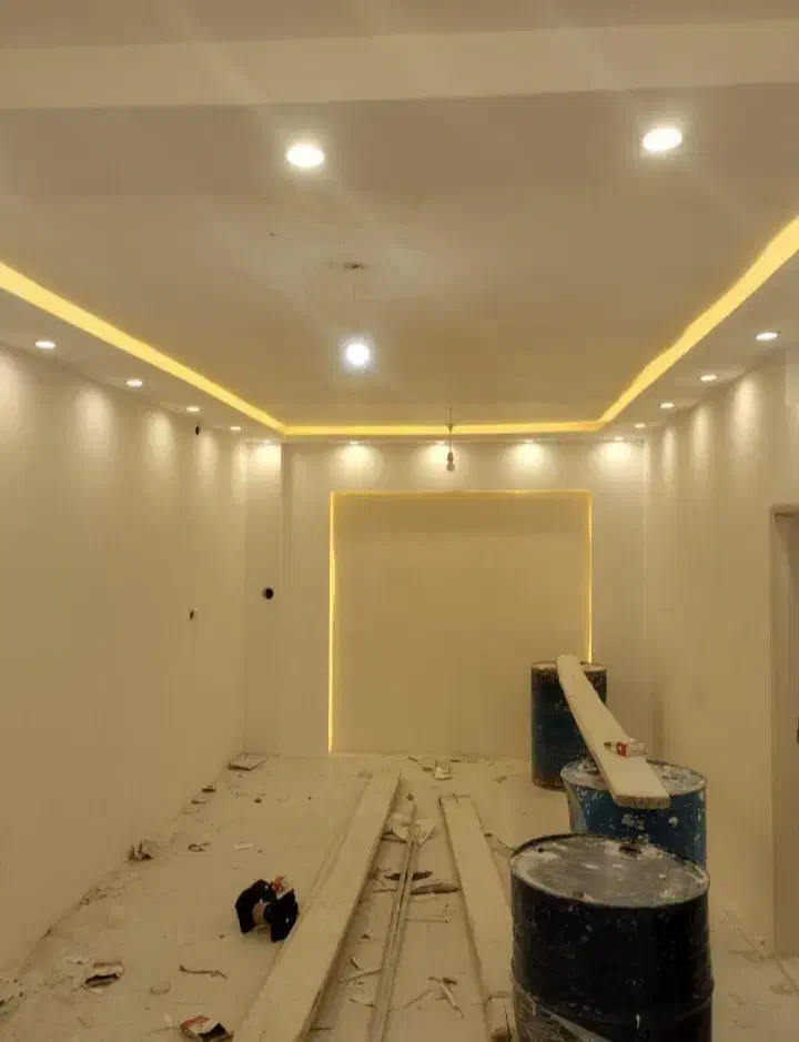 نقاش ماهر و نیمه ماهر|استخدام معماری، عمران و ساختمانی|مشهد, کوشش|دیوار