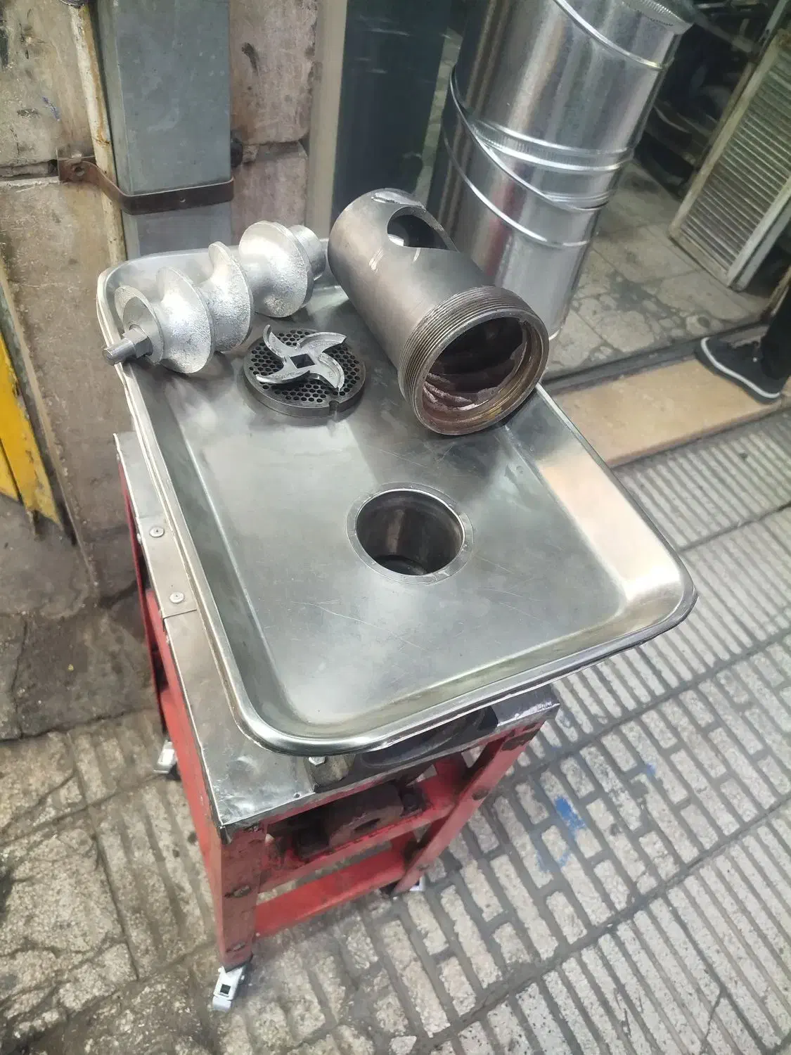 چرخ گوشت ۳۲و اسلایسر صیفی جات|ماشین‌آلات صنعتی|شیراز, بازار|دیوار