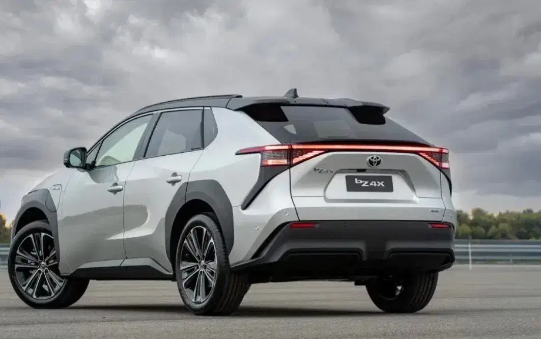 Bz4x|خودرو سواری و وانت|تهران, نیروی هوایی (پیروزی)|دیوار