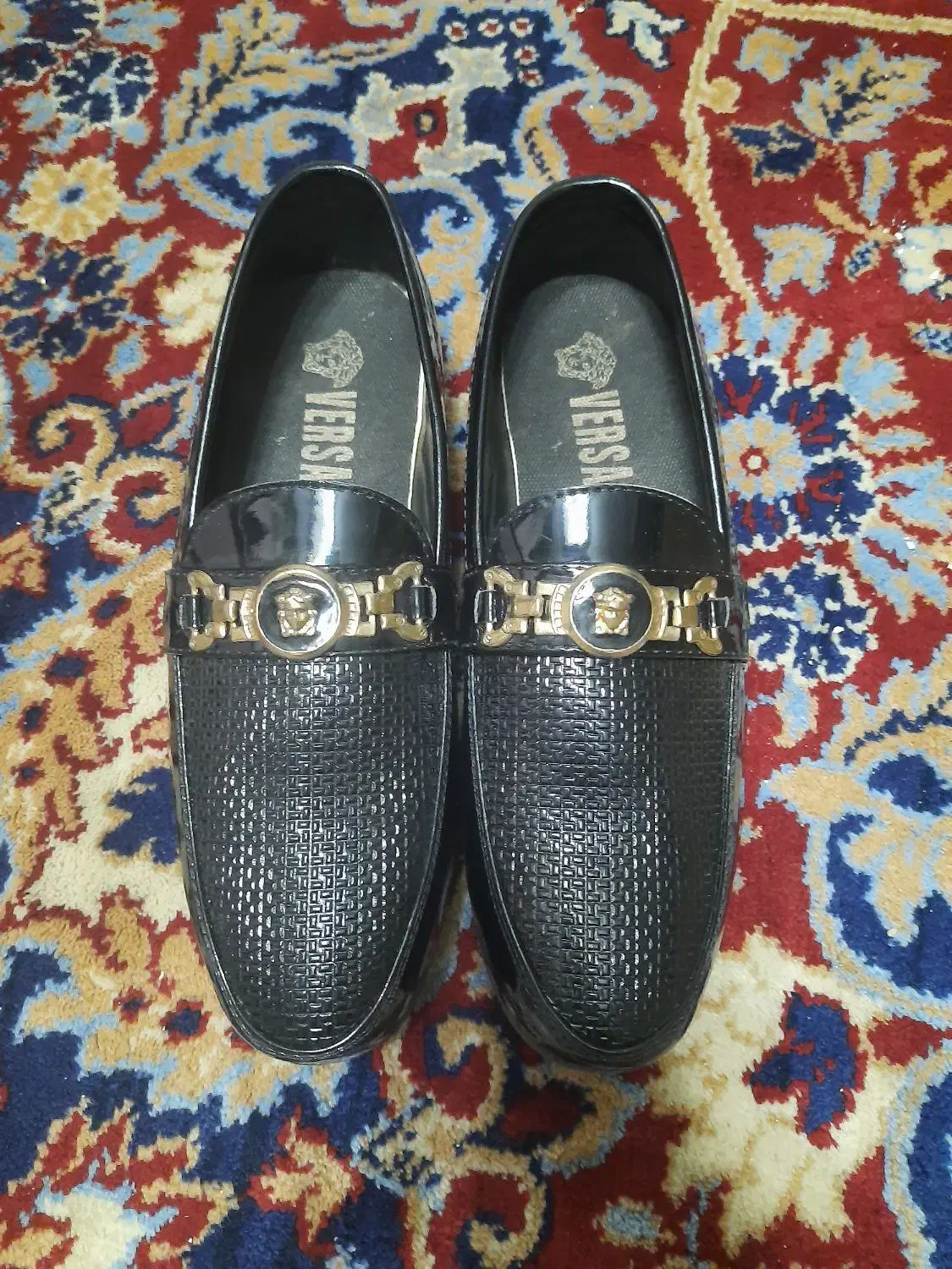 کفش کالج ورساچ سایز ۴۱ نوعه نو|کیف، کفش، کمربند|قرچک, زیبا شهر|دیوار