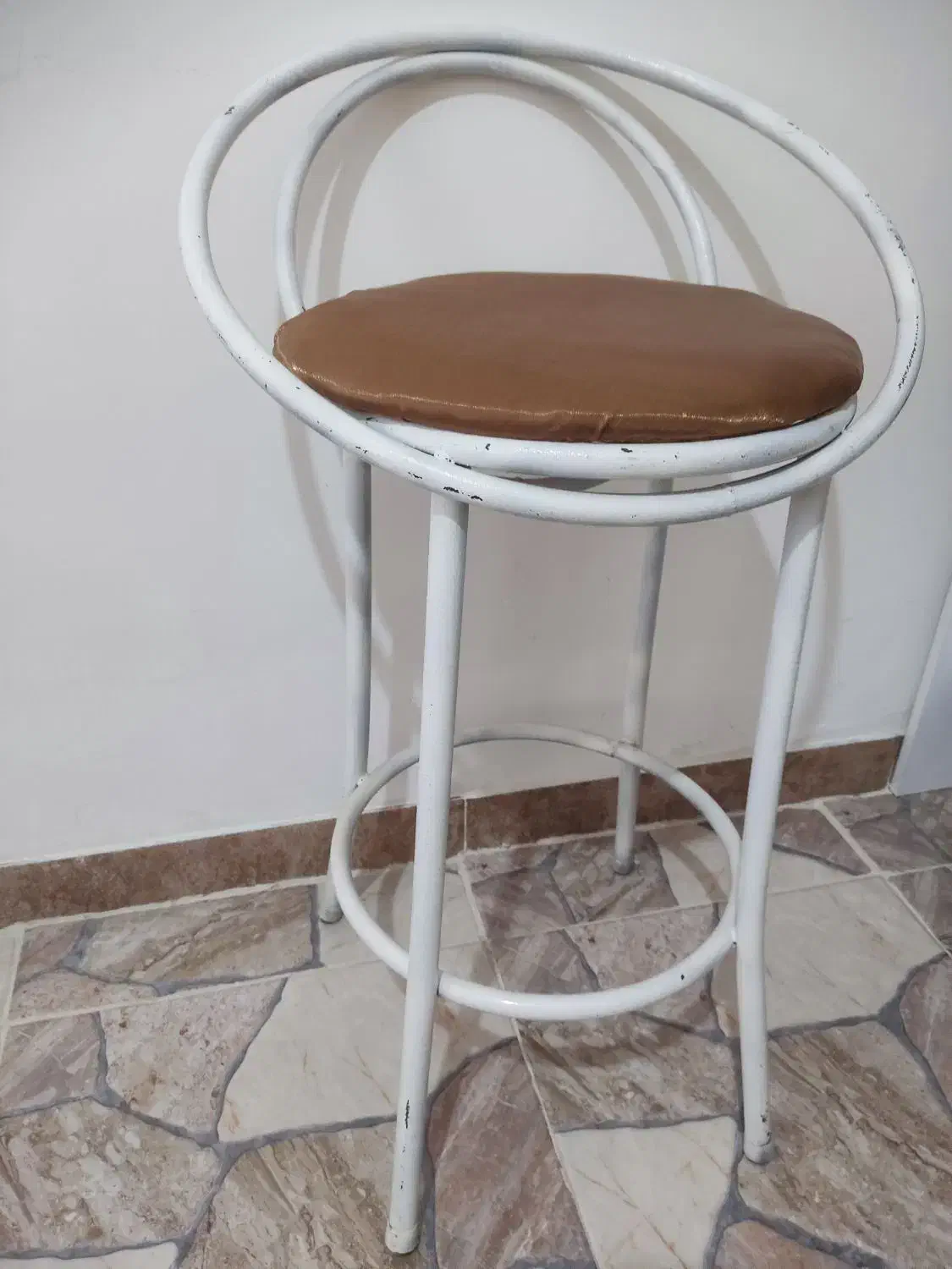 صندلی|صندلی و نیمکت|هشتگرد, شهرک صبا سوله|دیوار