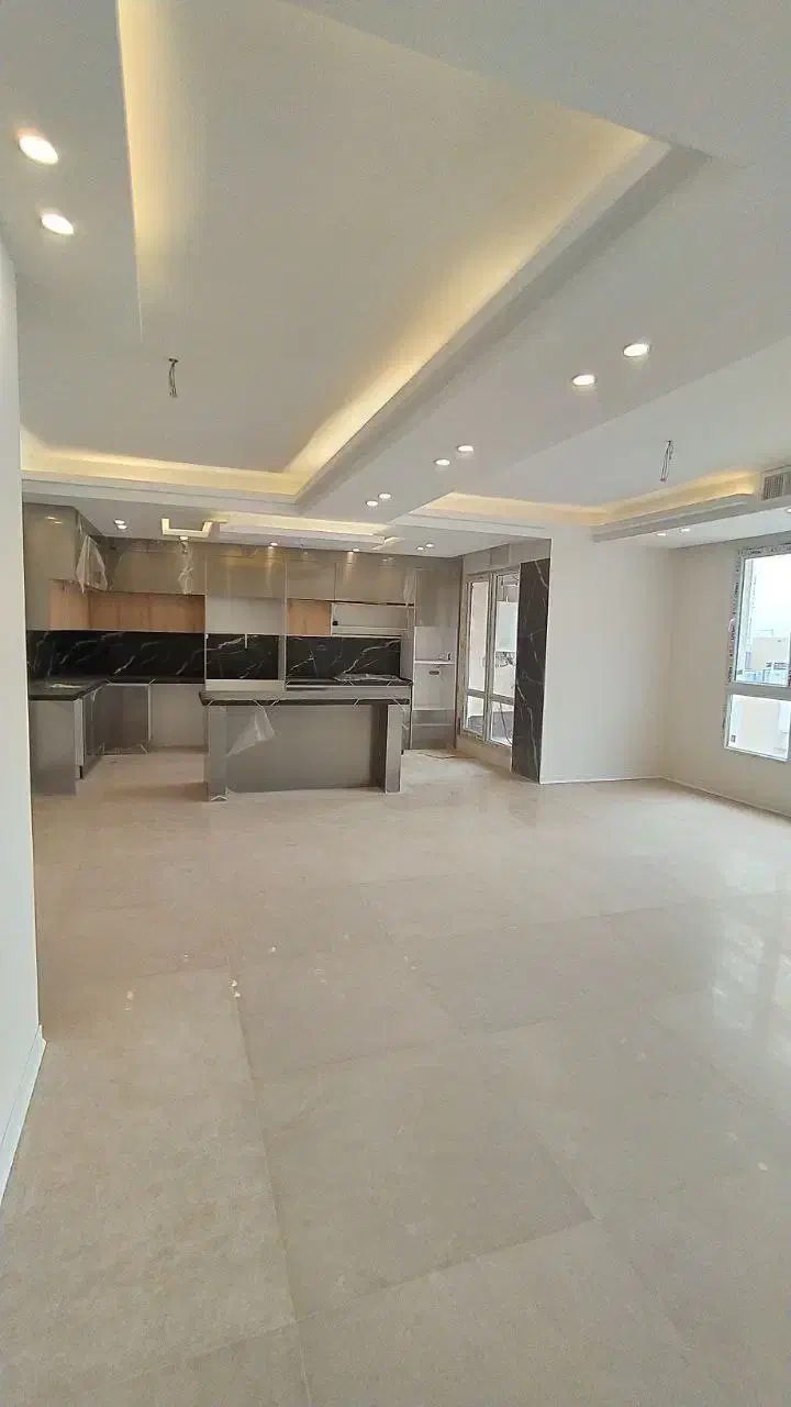 ۱۱۰متر/دو خواب/فول امکانات/کلید نخورده