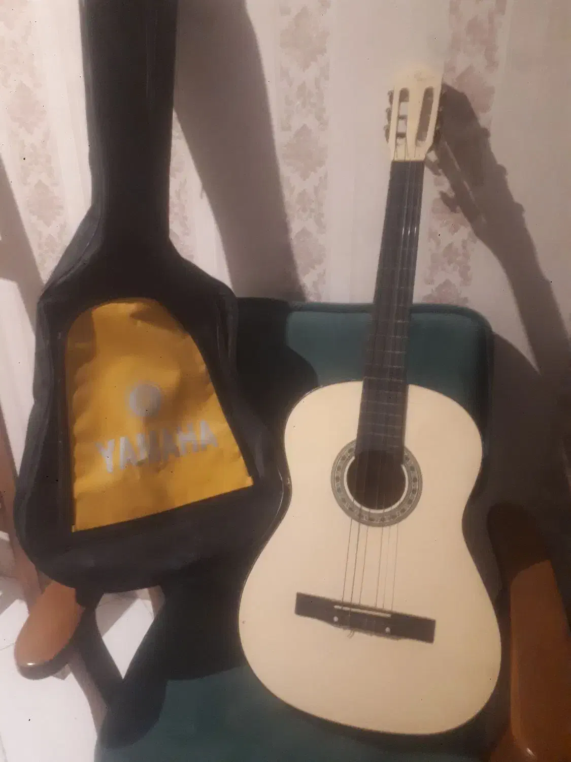 گیتار پرینس اندونزی اصل|گیتار، بیس، امپلیفایر|بومهن, |دیوار