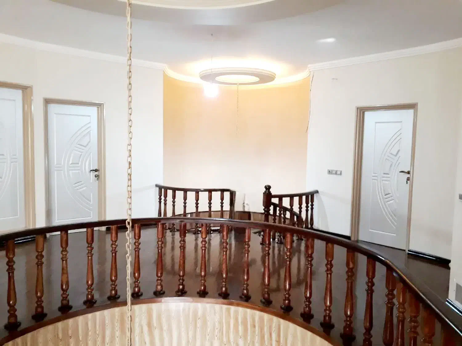 نقاشی چوب و ساختمان استاد شاهین|خدمات پیشه و مهارت|خرم‌آباد, |دیوار