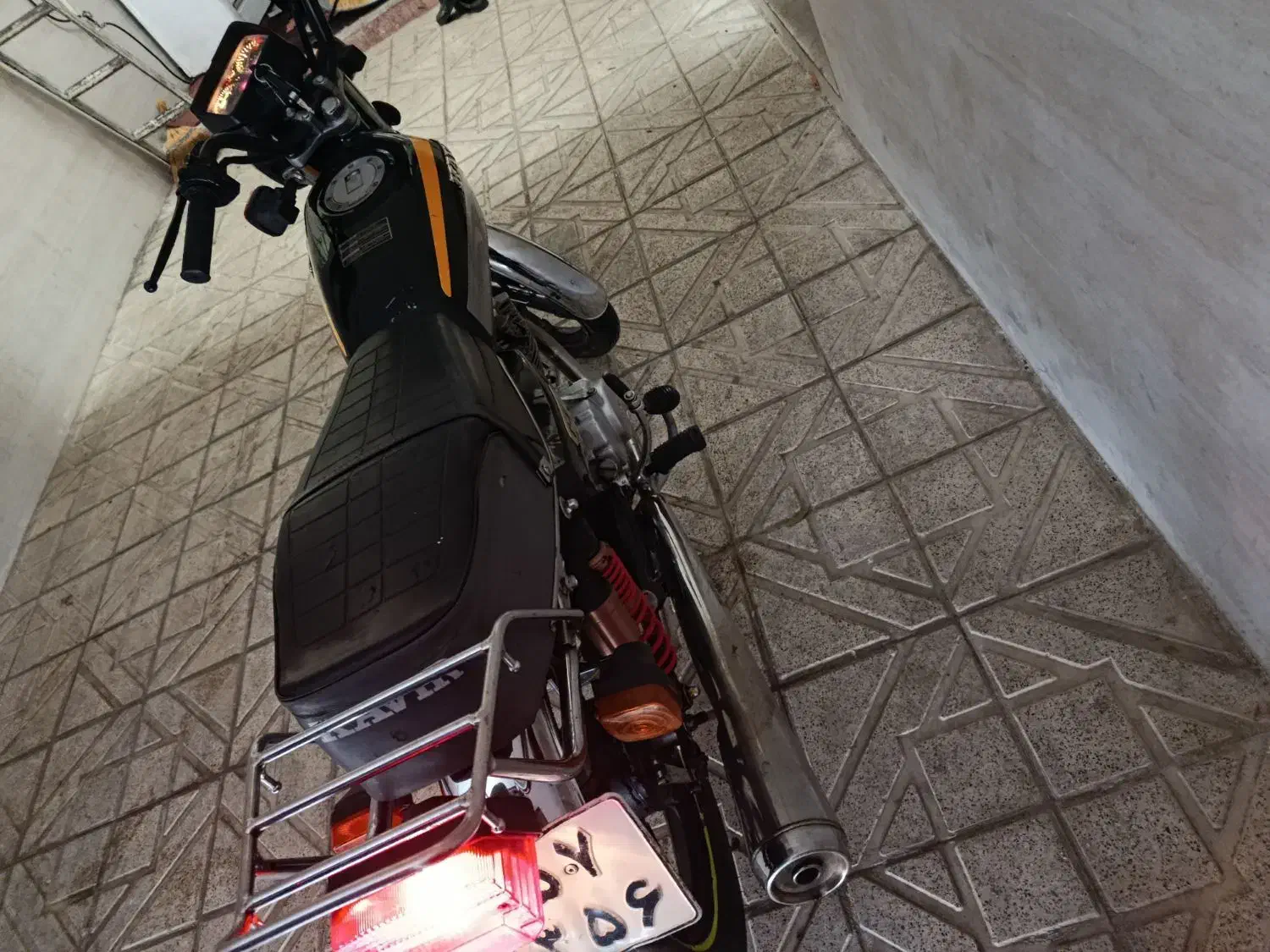 کویر|موتورسیکلت|مشهد, نیزه|دیوار