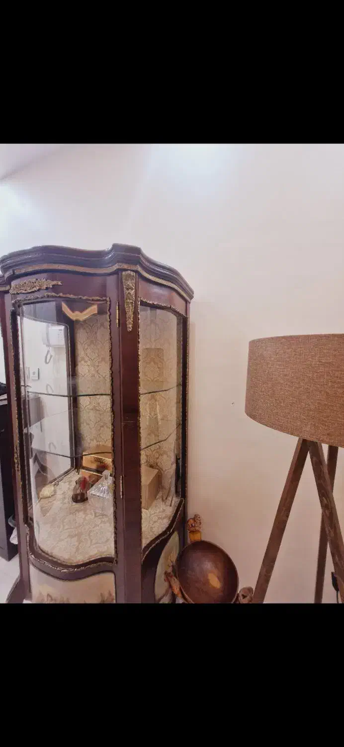 بوفه ویترین|بوفه، ویترین، کنسول|اندیشه, اندیشه فاز ۵|دیوار