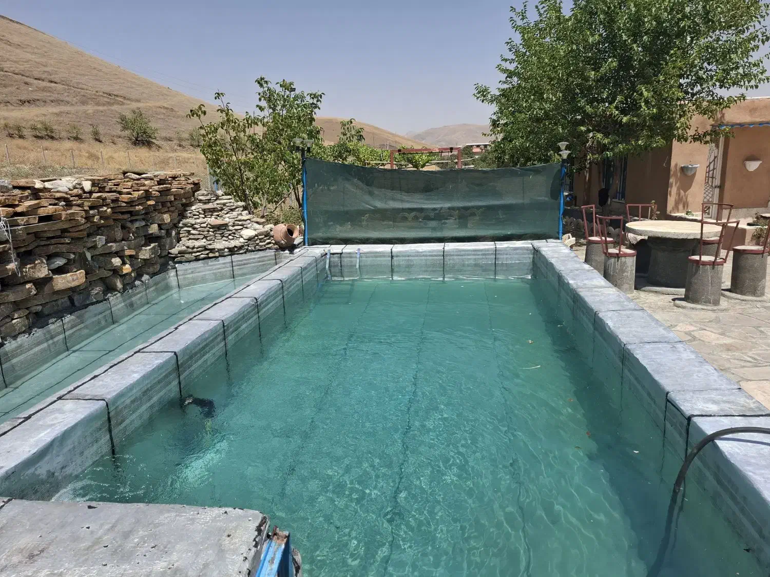 ویلا باغ شیک استخردار|اجارهٔ کوتاهمدت ویلا و باغ|سنندج, |دیوار