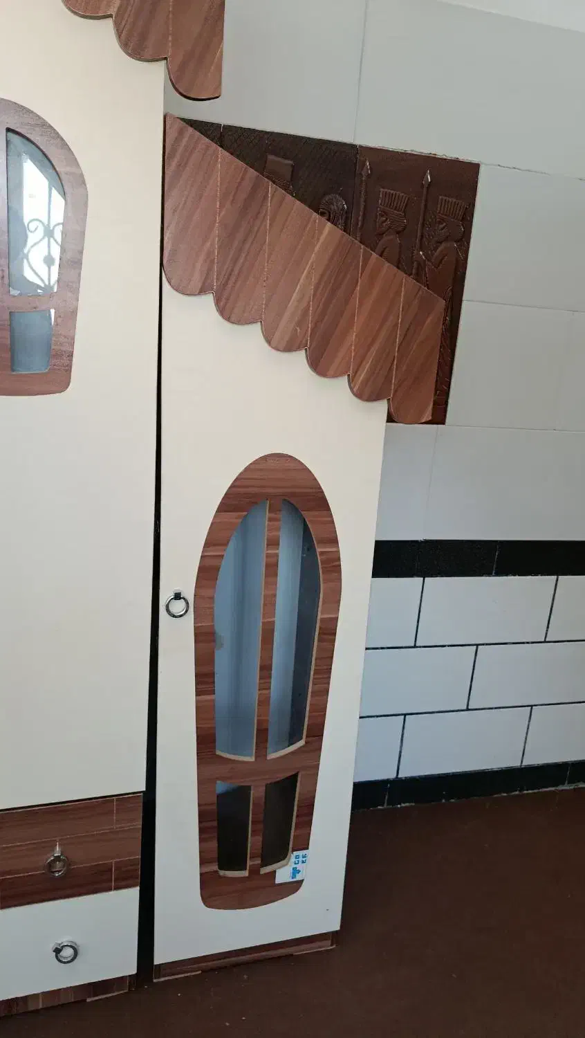 کمد نو جوان طرح کلبه|جاکفشی، کمد، دراور|کازرون, |دیوار