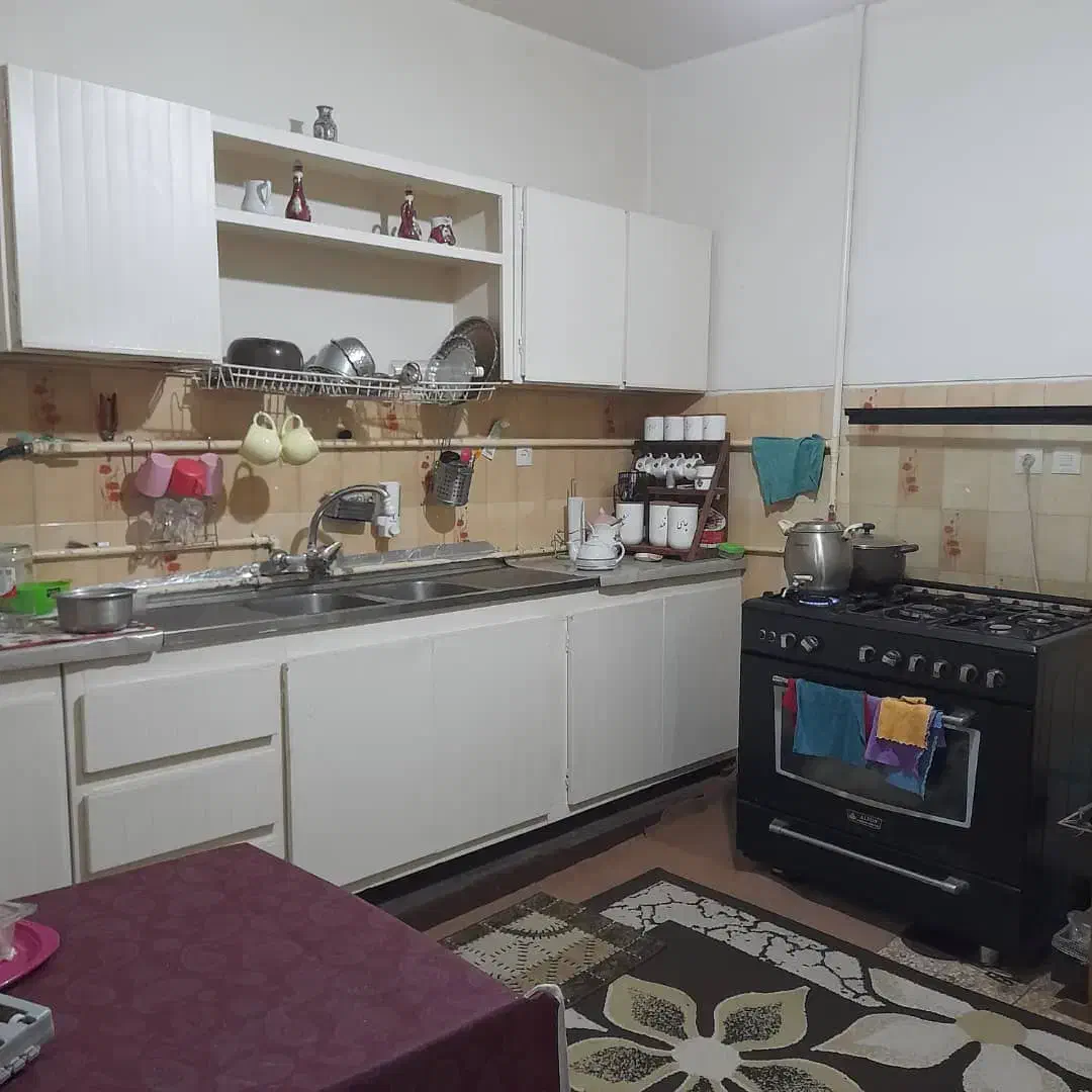 فروش ویلایی خیابان حر|فروش خانه و ویلا|شاهین‌شهر, بنیاد ازدواج|دیوار