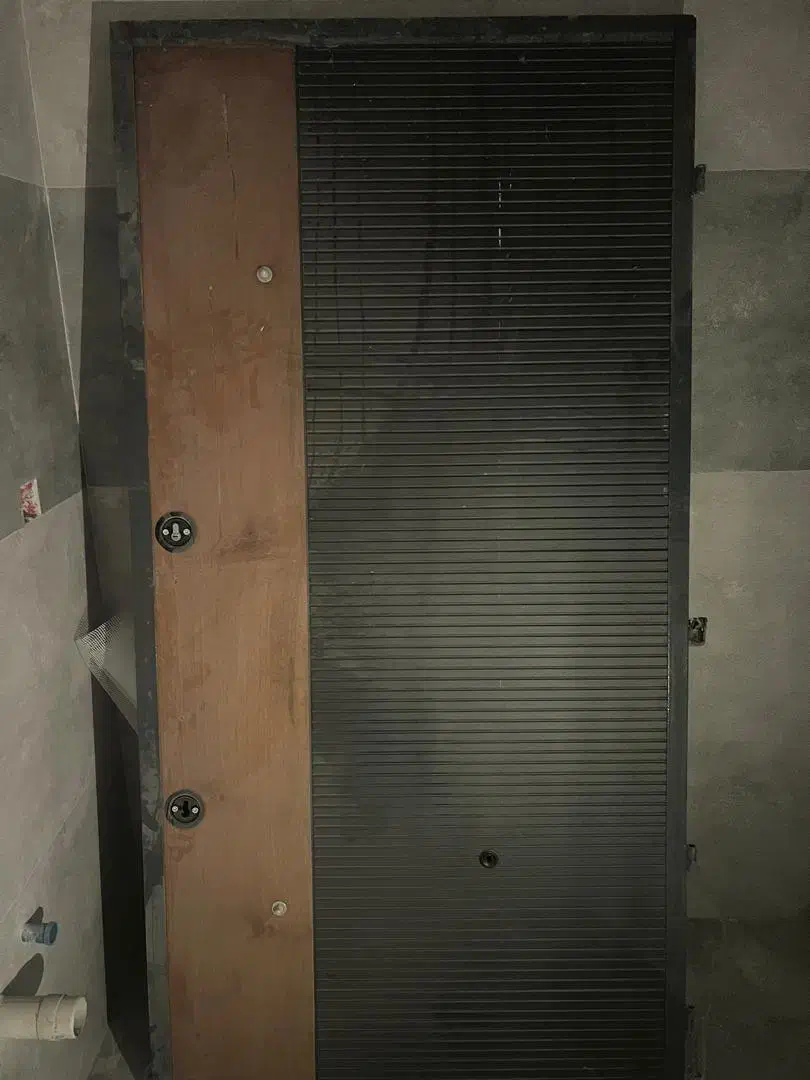 فروش ۲ عدد درب ضد سرقت راست بازشو با چهار چوب|مصالح و تجهیزات ساختمان|سیرجان, |دیوار