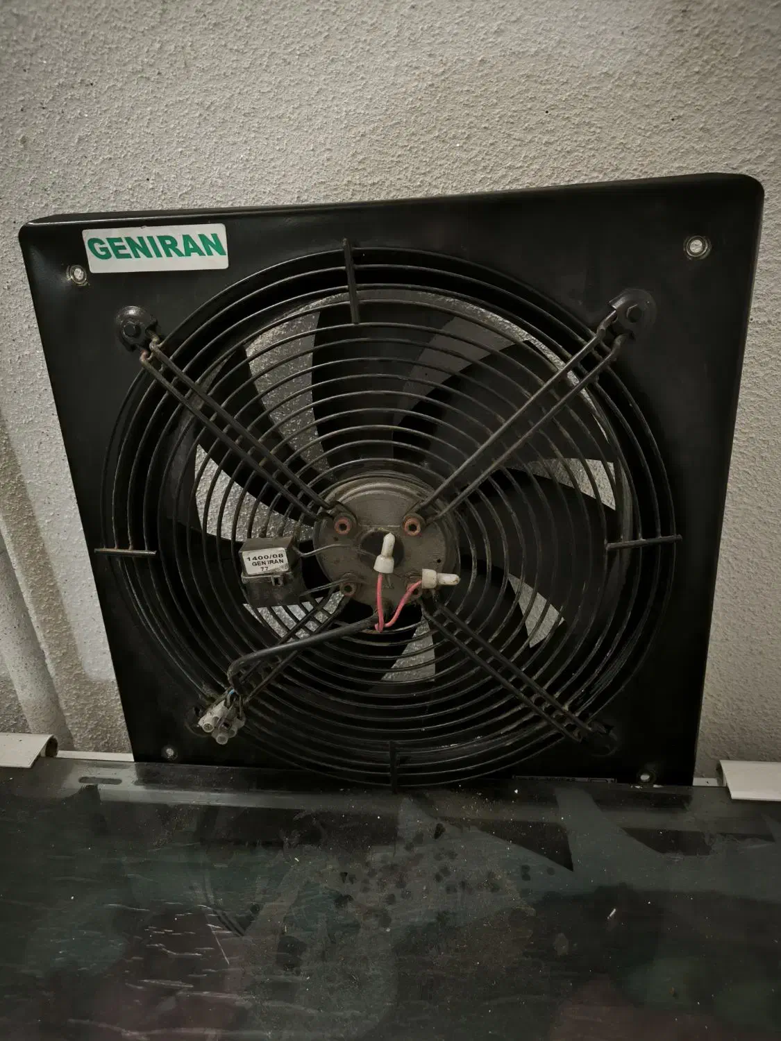 فروش ۴ عدد فن صنعتی و خانگی|پنکه و تصفیهکنندهٔ هوا|لنگرود, |دیوار