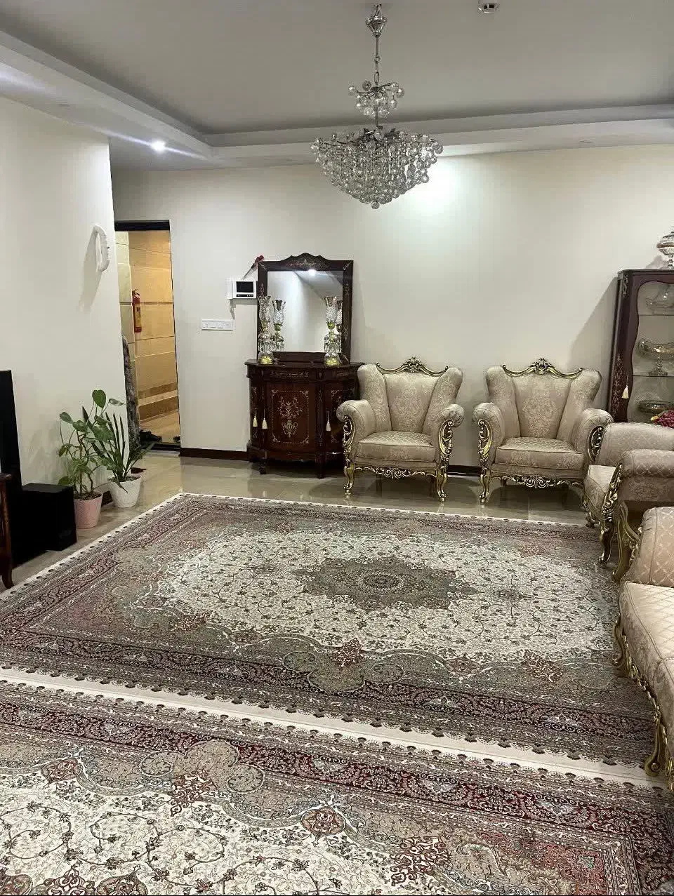 ۸۰ متر دوخواب / کرمان گلشن دوست|فروش آپارتمان|تهران, سبلان (لشگر)|دیوار