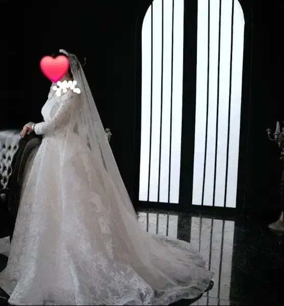 لباس عروس|لباس|کاشان, فین بزرگ|دیوار