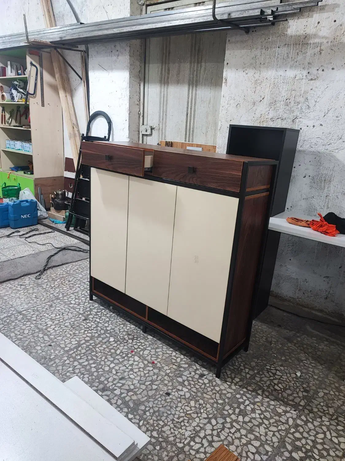 جاکفشی|جاکفشی، کمد، دراور|اصفهان, رهنان|دیوار