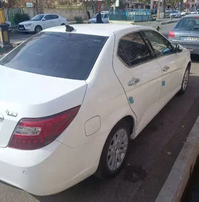 دنا پلاس ۶دنده اپشنال ارتقاء یافته|خودرو سواری و وانت|قم, حنیف نژاد|دیوار