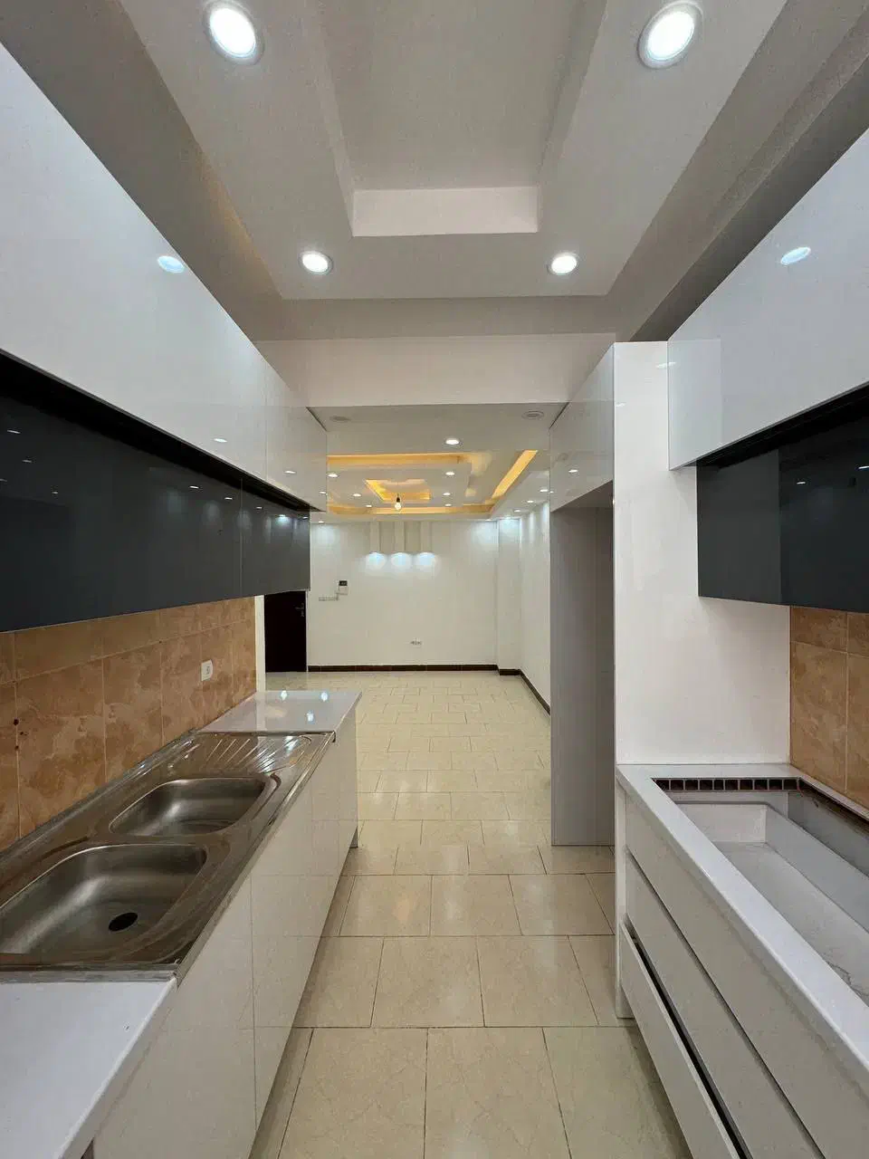 ۴۰متر تکواحدی سرمایه گذاری اشرفی اصفهانی|فروش آپارتمان|تهران, باغ فیض|دیوار