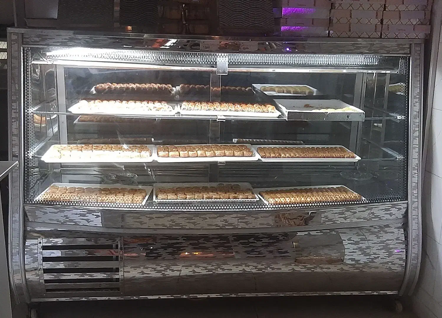 یخچال و ویترین شیرینی فروشی|یخچال و فریزر|ملایر, |دیوار