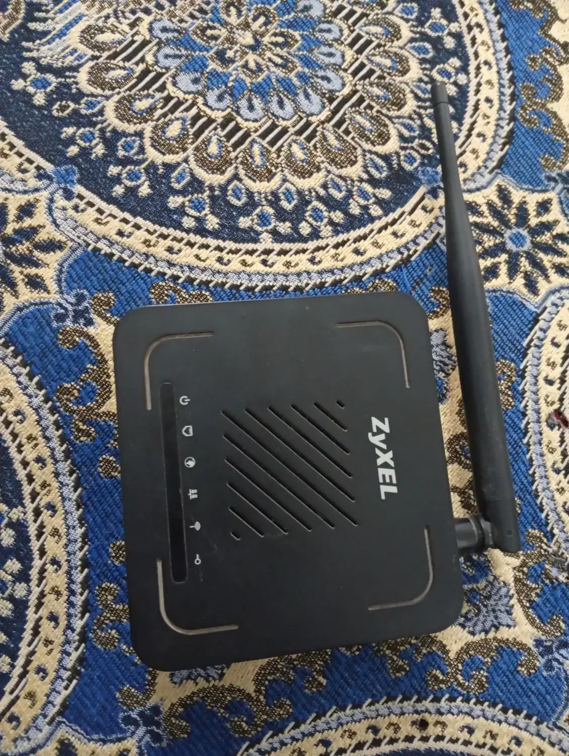 مودم زایکسل سالم|مودم و تجهیزات شبکه|قم, ولیعصر|دیوار