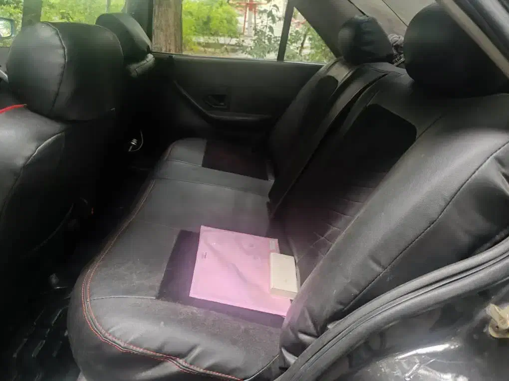 پارس مشکی و نقره ایی|خودرو سواری و وانت|ایلام, |دیوار