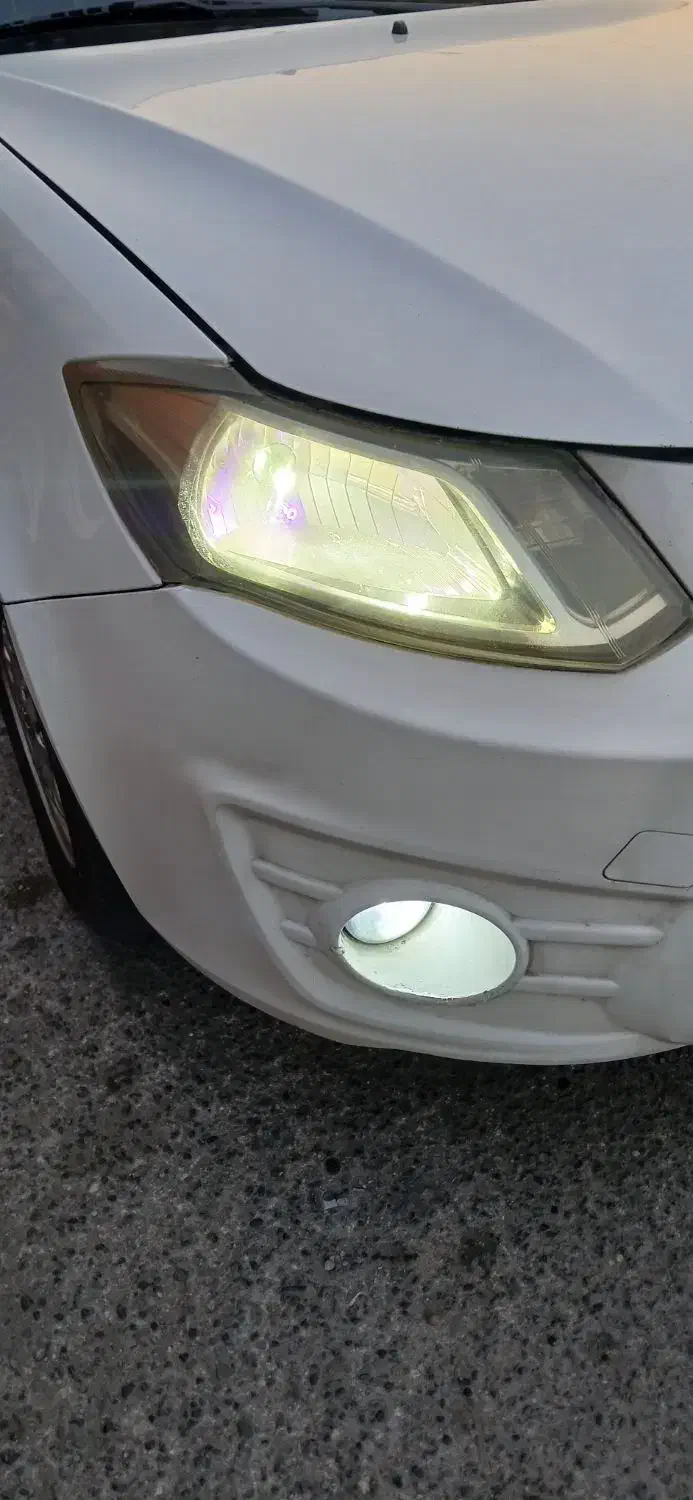 چراغ جلو ساینا چپ و راست|قطعات یدکی و لوازم جانبی|رشت, تازه آباد|دیوار