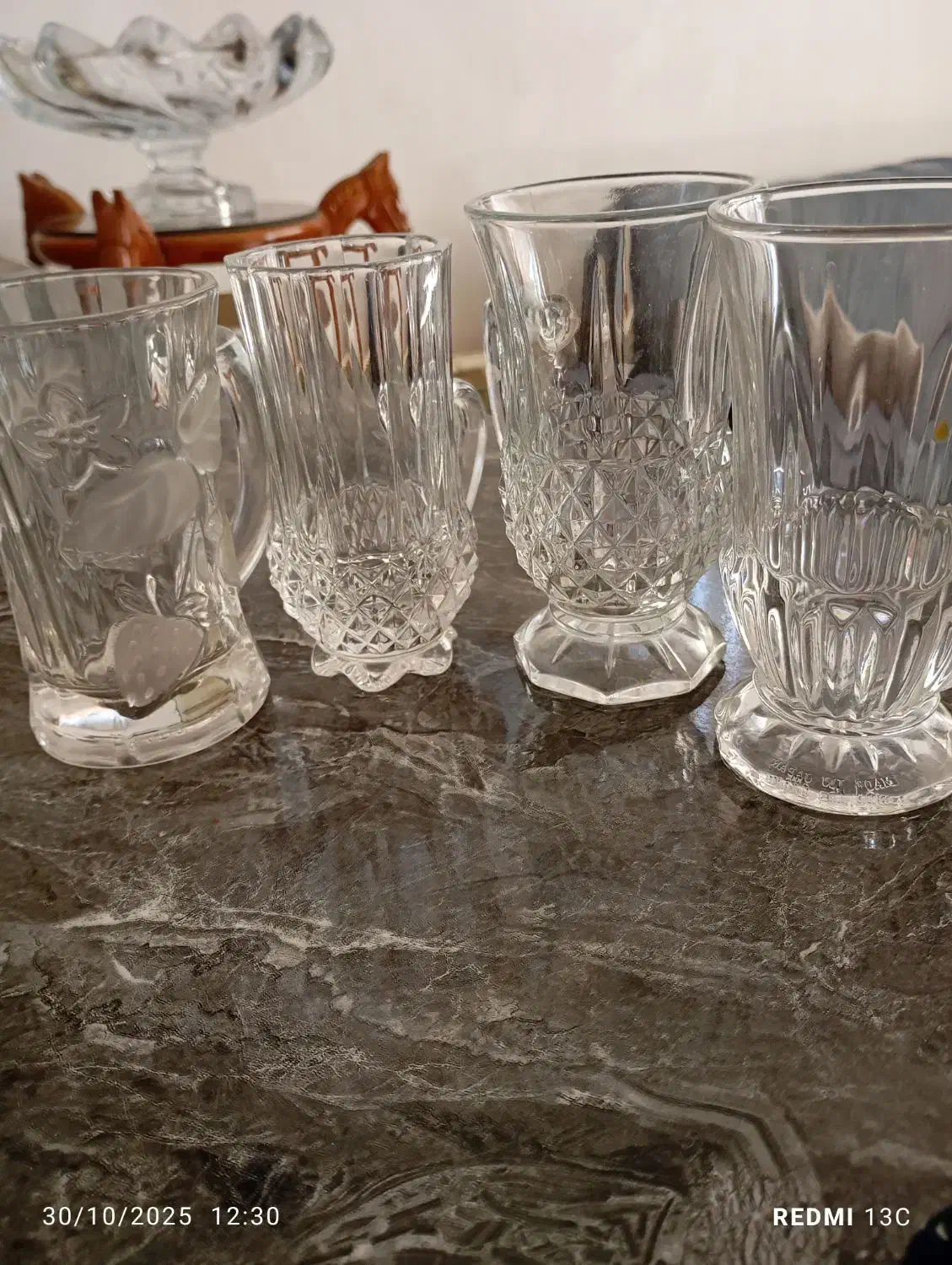 چهار دست استکان هر دست 400|ظروف سرو و پذیرایی|سهند, |دیوار