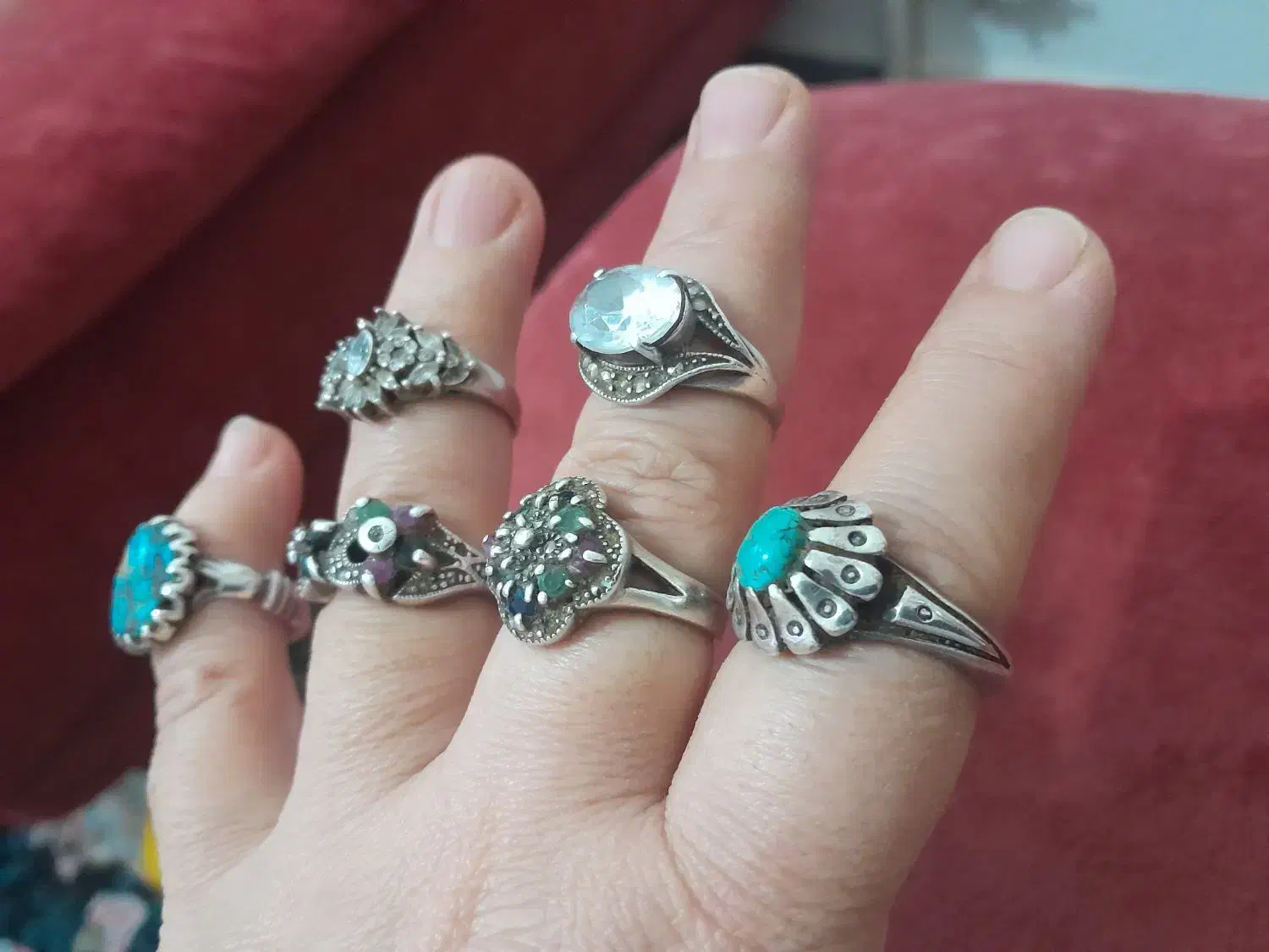 انگشترهای زنانه قدیمی با سنگ اصل|جواهرات|کرج, مصباح|دیوار