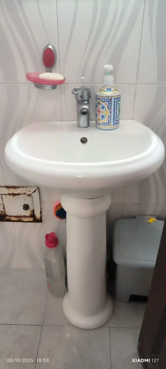 روشویی|لوازم سرویس بهداشتی|رشت, کوی غلام نیا|دیوار