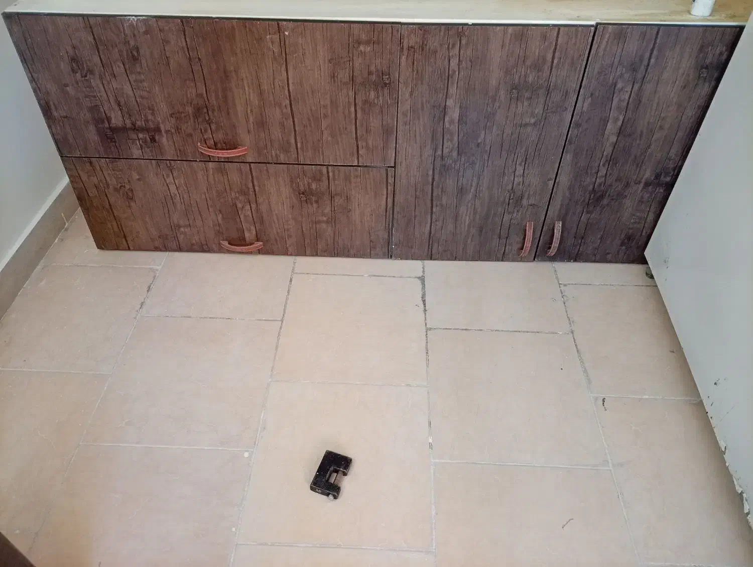 کابینت|مصالح و تجهیزات ساختمان|فولادشهر, مسکن مهر فولادشهر|دیوار