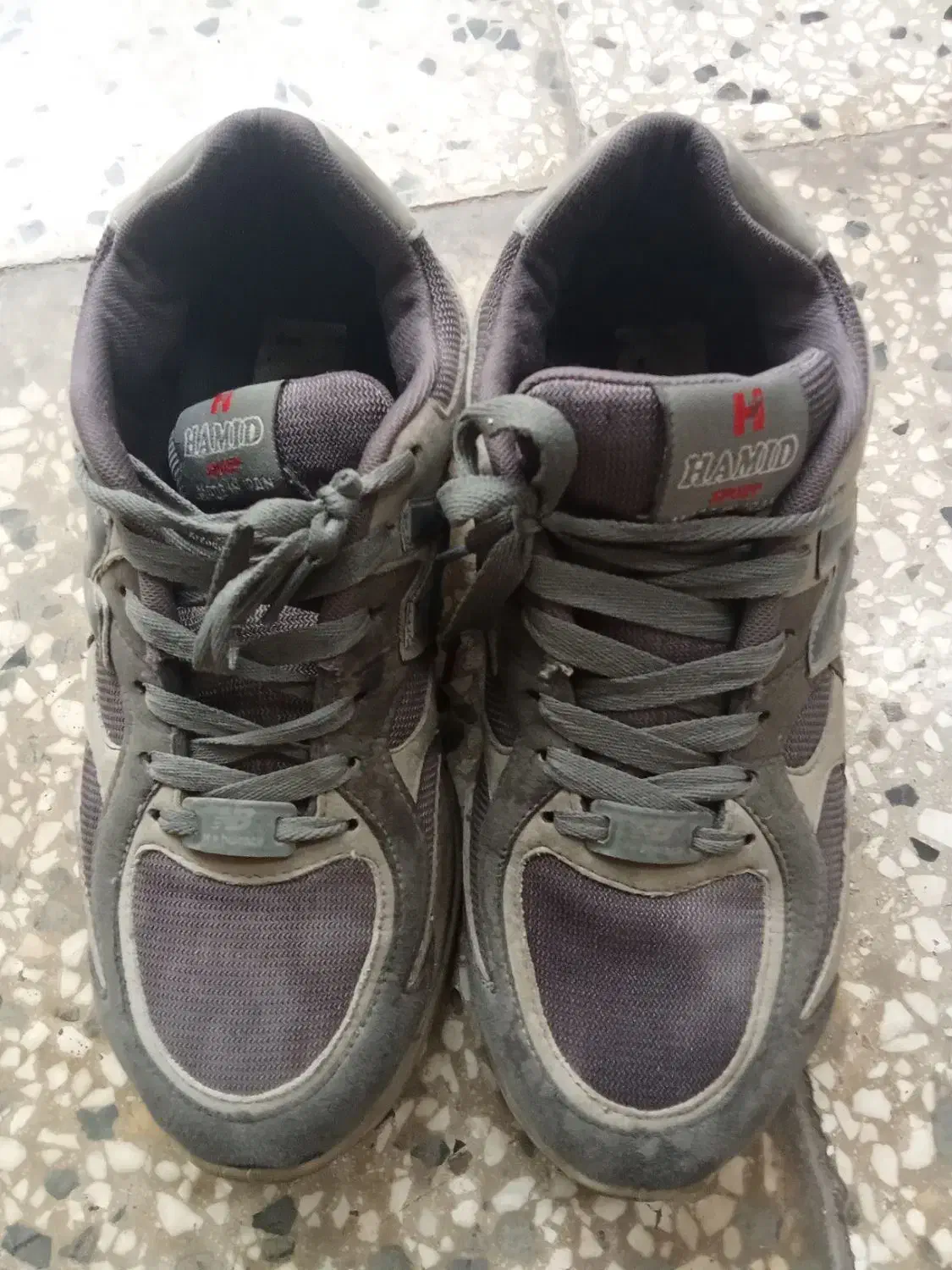 کفش|کیف، کفش، کمربند|گنبد کاووس, |دیوار