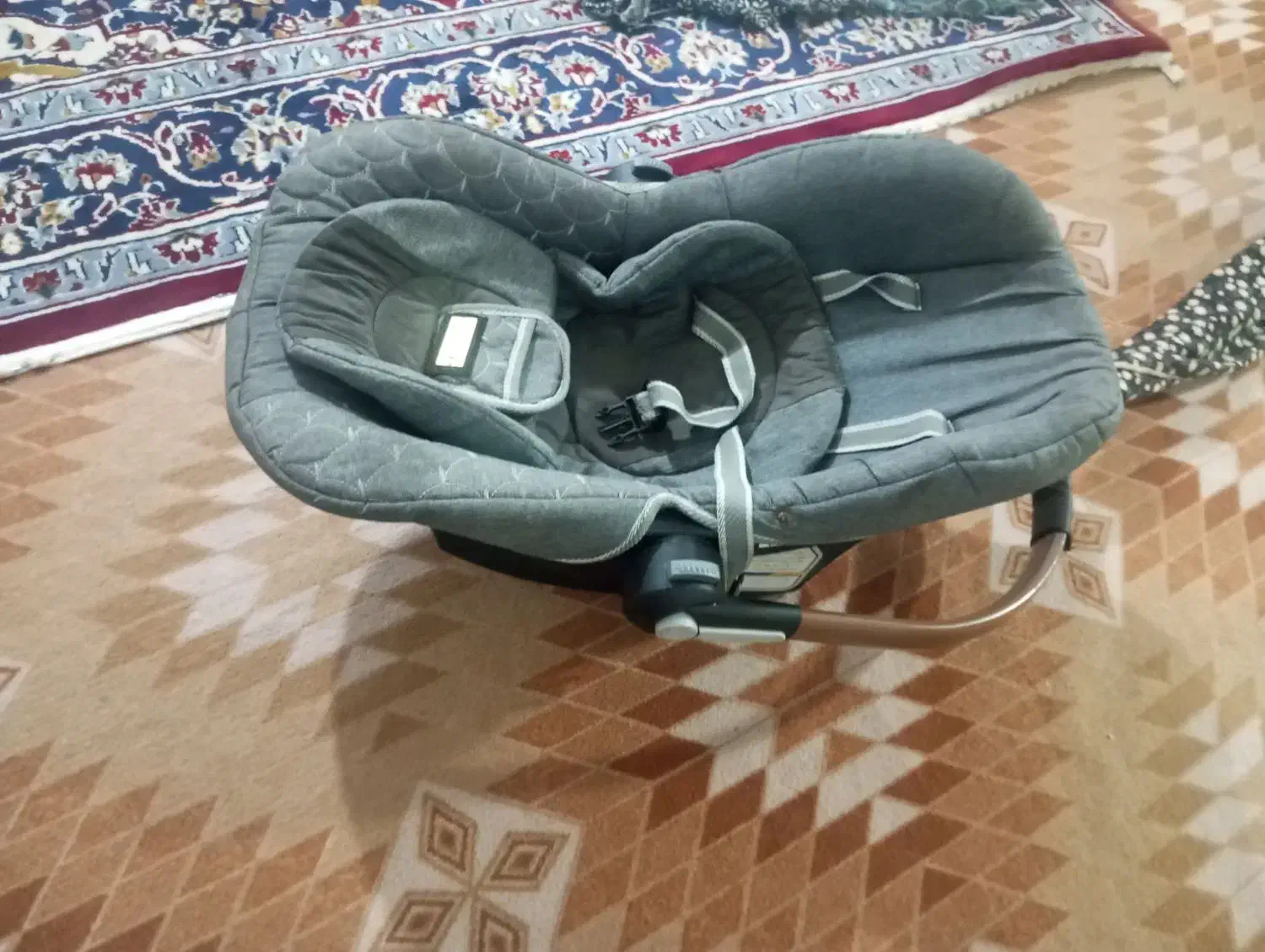 کریر|کالسکه و لوازم جانبی|لنگرود, |دیوار