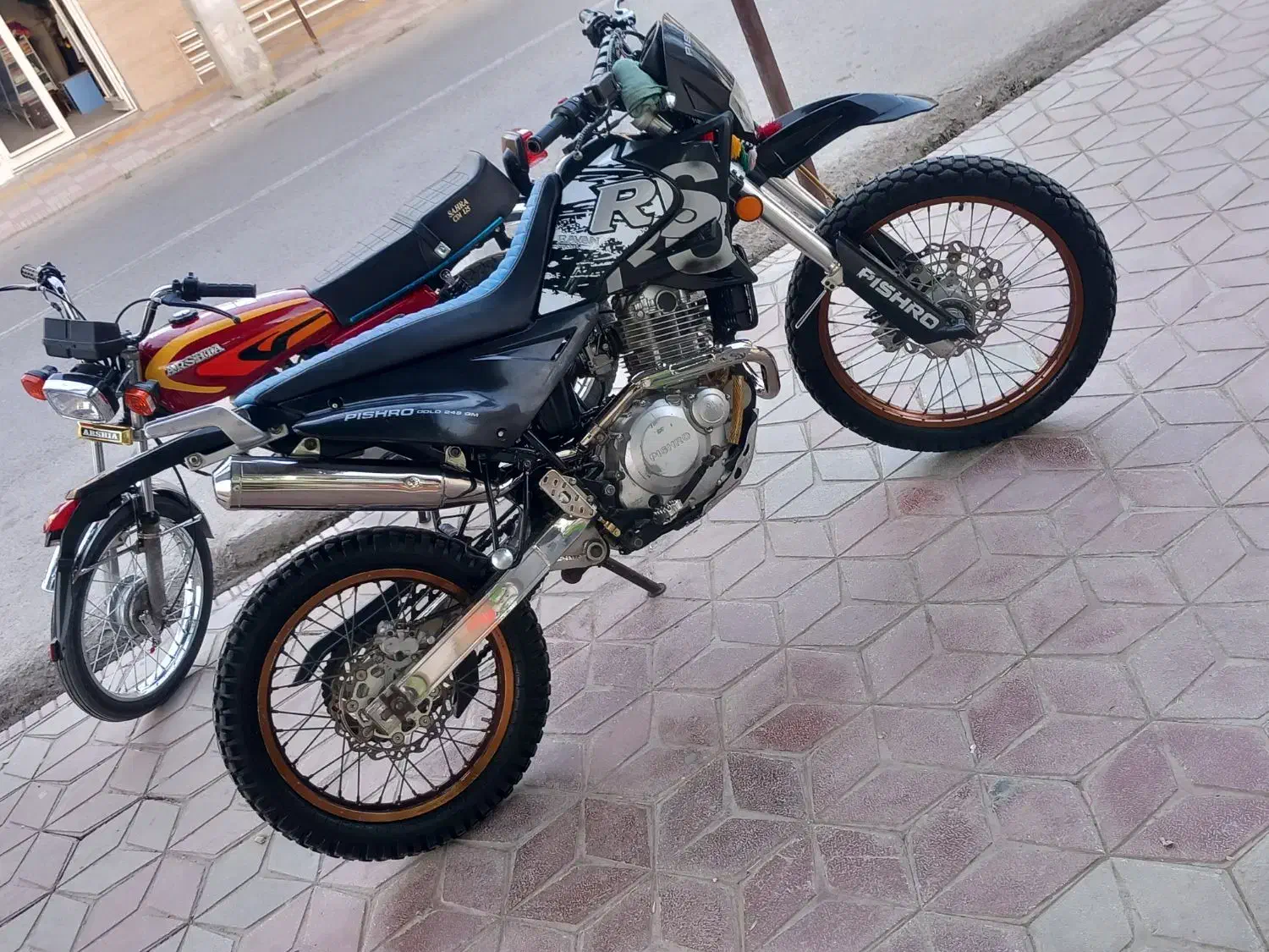 باسلام پیشرو گلد ۲۵۰ مدارک کامل پلاک ملی|موتورسیکلت|گمیشان, |دیوار