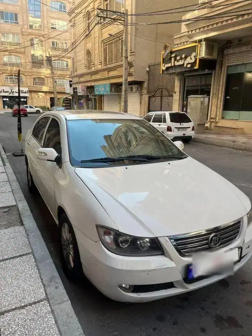 لیفان ۶۲۰ 1800 زیر قیمت|خودرو سواری و وانت|تهران, آزادشهر|دیوار