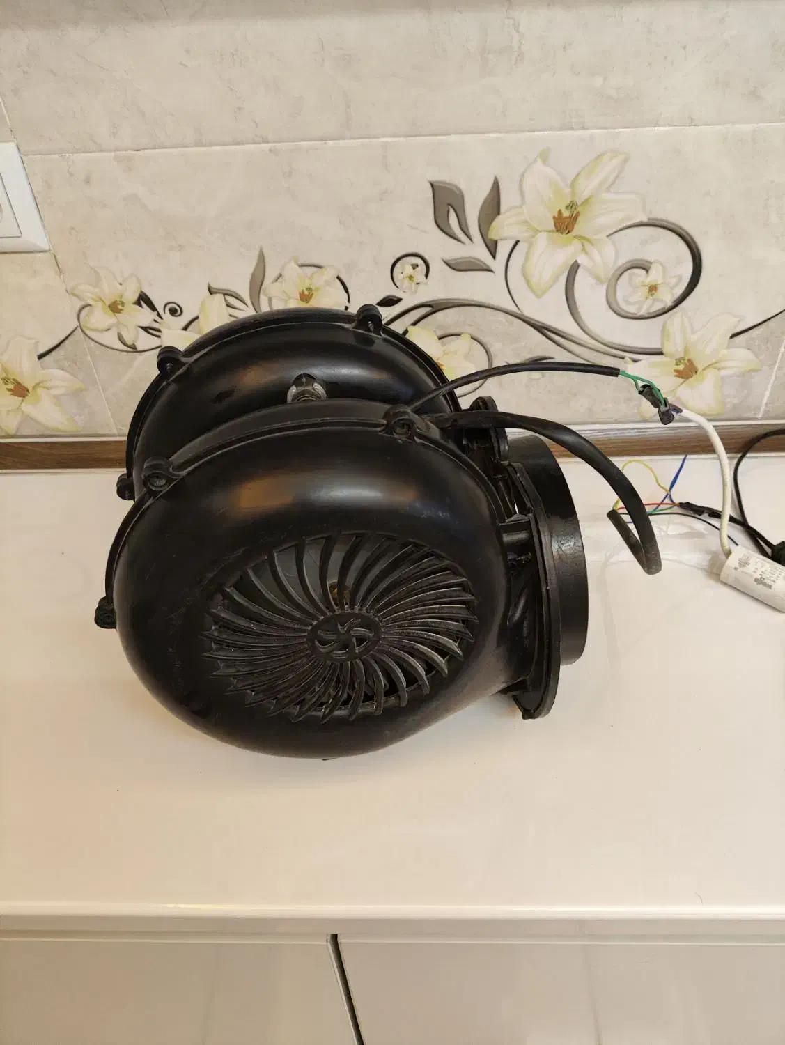 فن حلزونی|پنکه و تصفیهکنندهٔ هوا|کرمانشاه, |دیوار