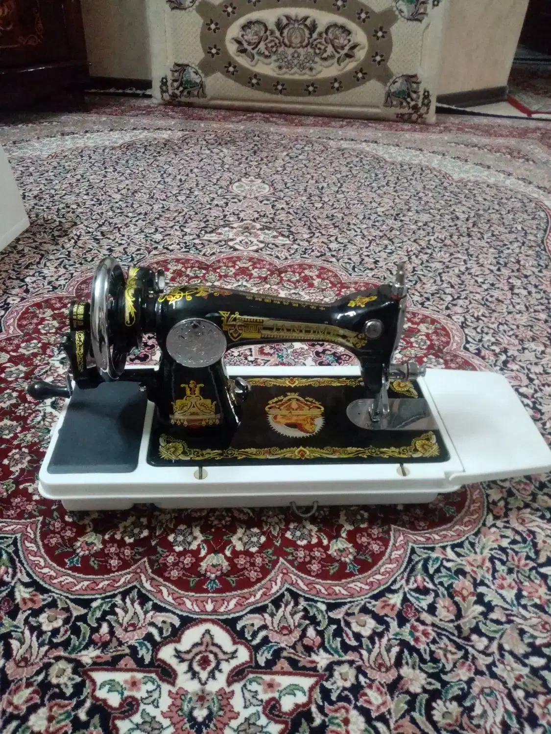 چرخ صفر کیلومتر نخ نشده نو و صفر|چرخ خیاطی و ریسندگی|شاندیز, |دیوار