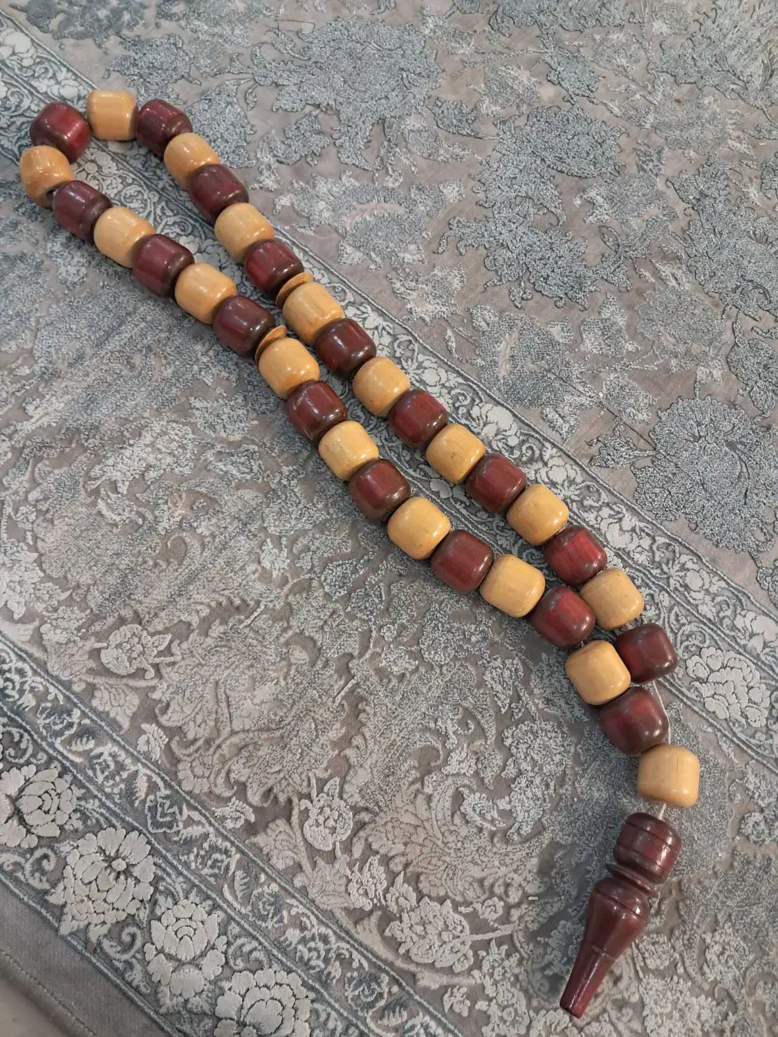 تسبیح قدیمی چوبی محکم|کلکسیون اشیاء عتیقه|قم, پردیسان|دیوار