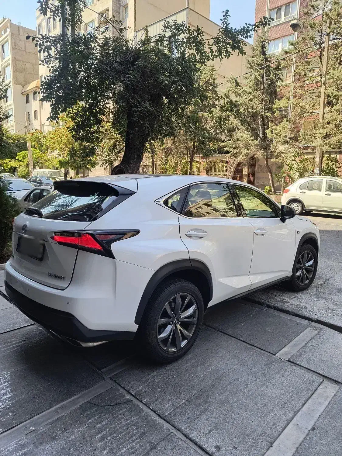 لکسوس NX200 2017|خودرو سواری و وانت|تهران, سعادتآباد|دیوار