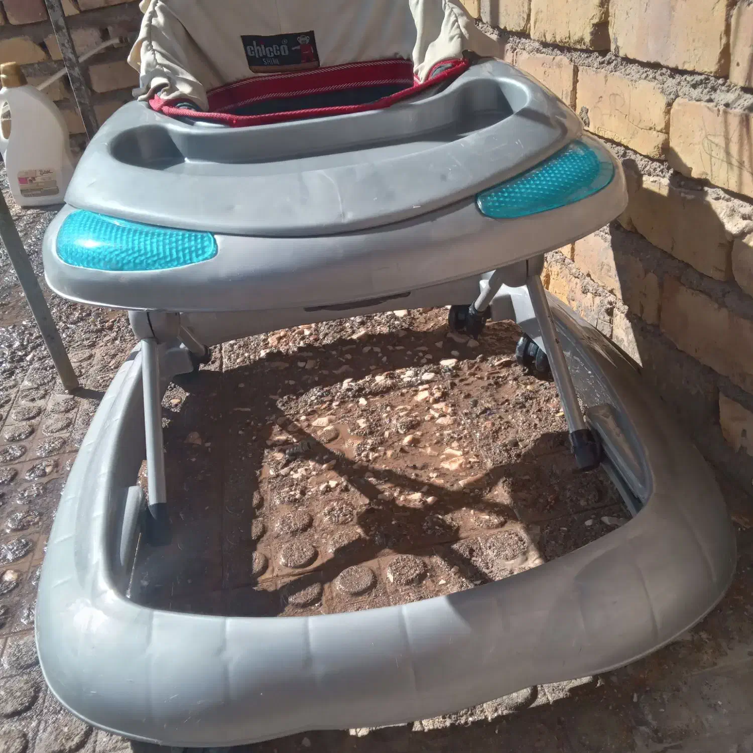 روروئک|کالسکه و لوازم جانبی|تربت جام, میان جام|دیوار