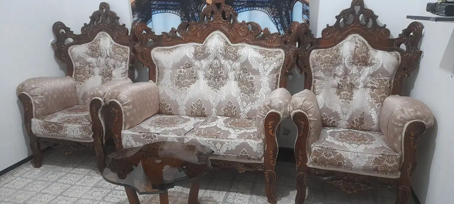 مبل سلطنتی|مبلمان خانگی و میز عسلی|شاهین‌شهر, گرگاب|دیوار