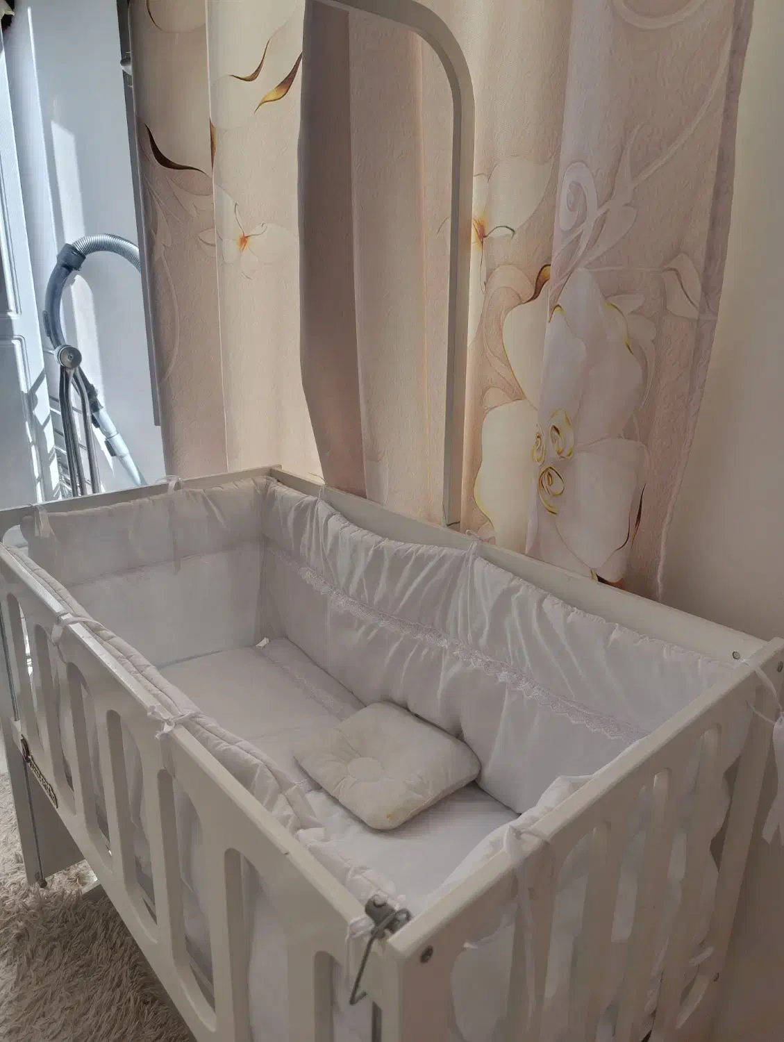 تخت،گهواره کنار مادر|تخت و صندلی بچه|شهریار, شهرک وائین|دیوار