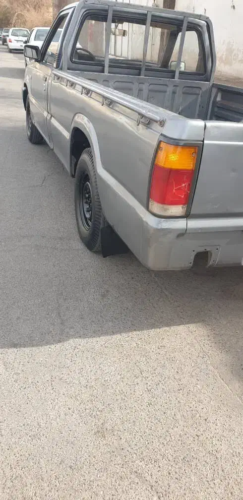 فروش نقدی ماشین مزداB2000 شرکت پسته ای|خودرو سواری و وانت|انار, |دیوار