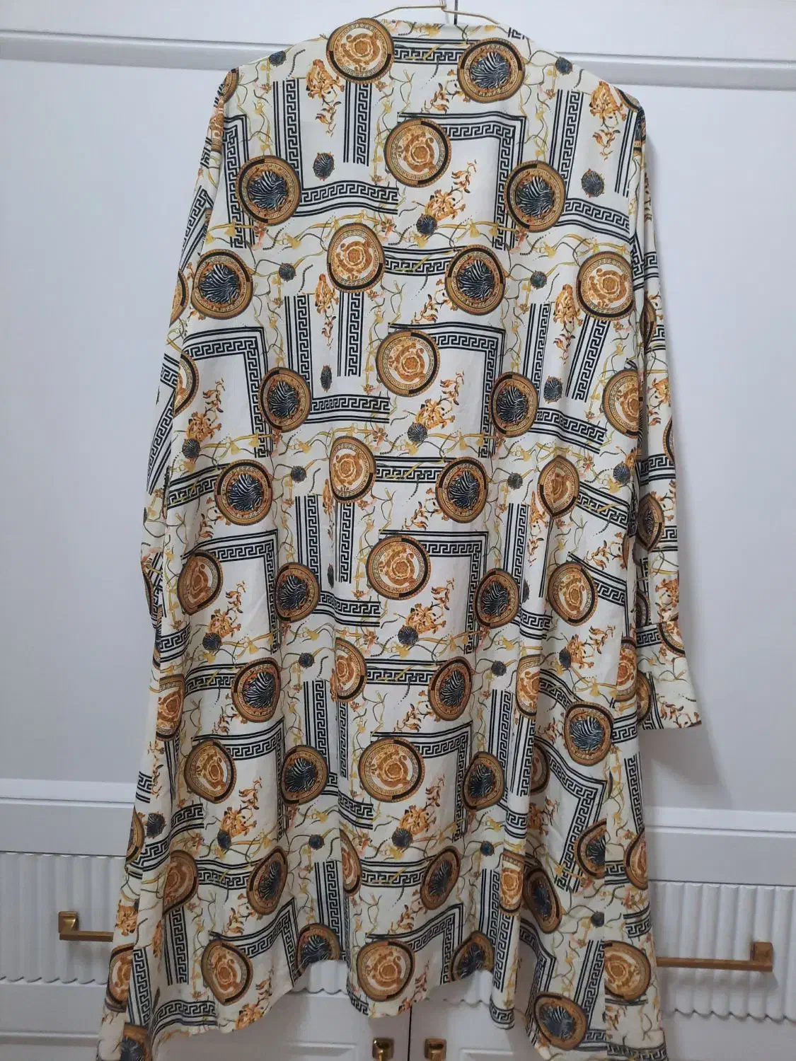 مانتو مدل ورساچه|لباس|قم, نیروگاه|دیوار