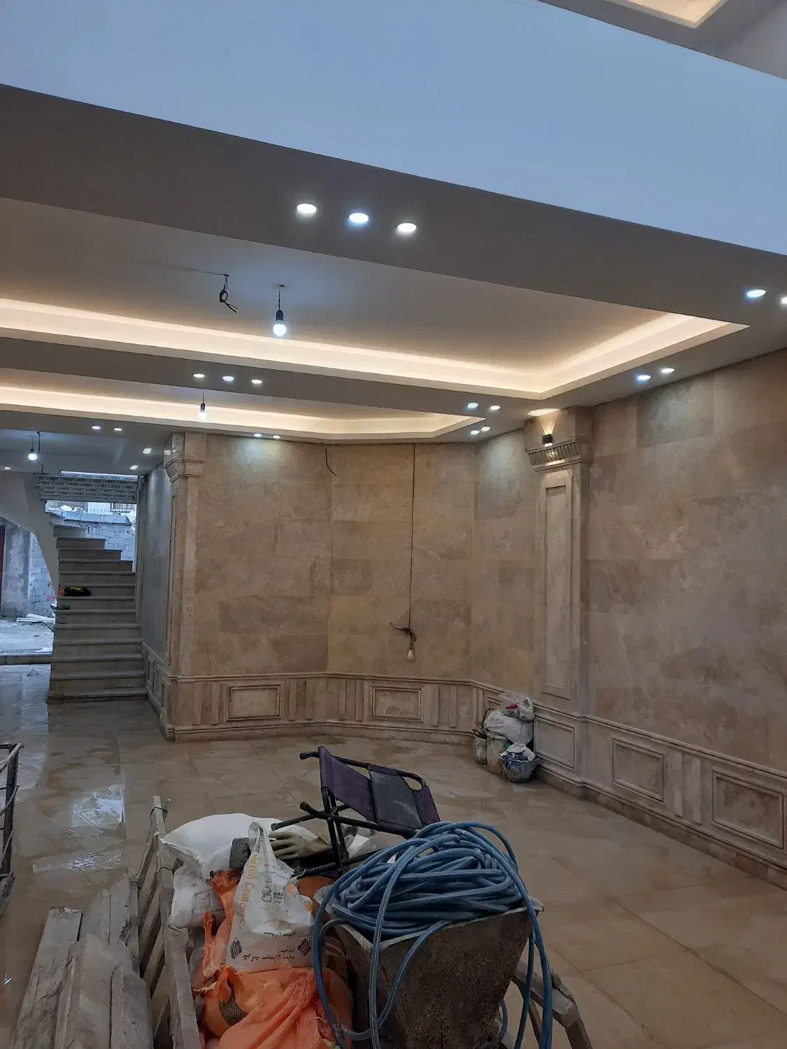 مغازه  ۱۵۰ متر|اجارهٔ مغازه و غرفه|رشت, آزادگان|دیوار