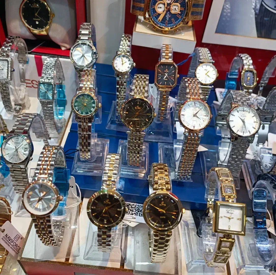 ساعت های روز مادر و روز زن طرح جدید رسید|ساعت|اراک, |دیوار