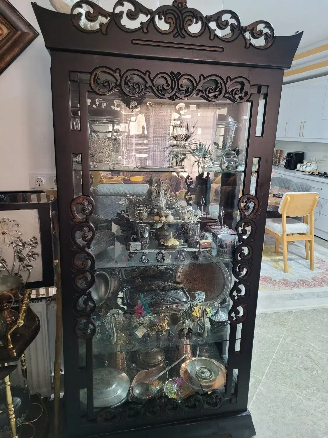 بوفه درحدنو سالم|بوفه، ویترین، کنسول|سیرجان, |دیوار