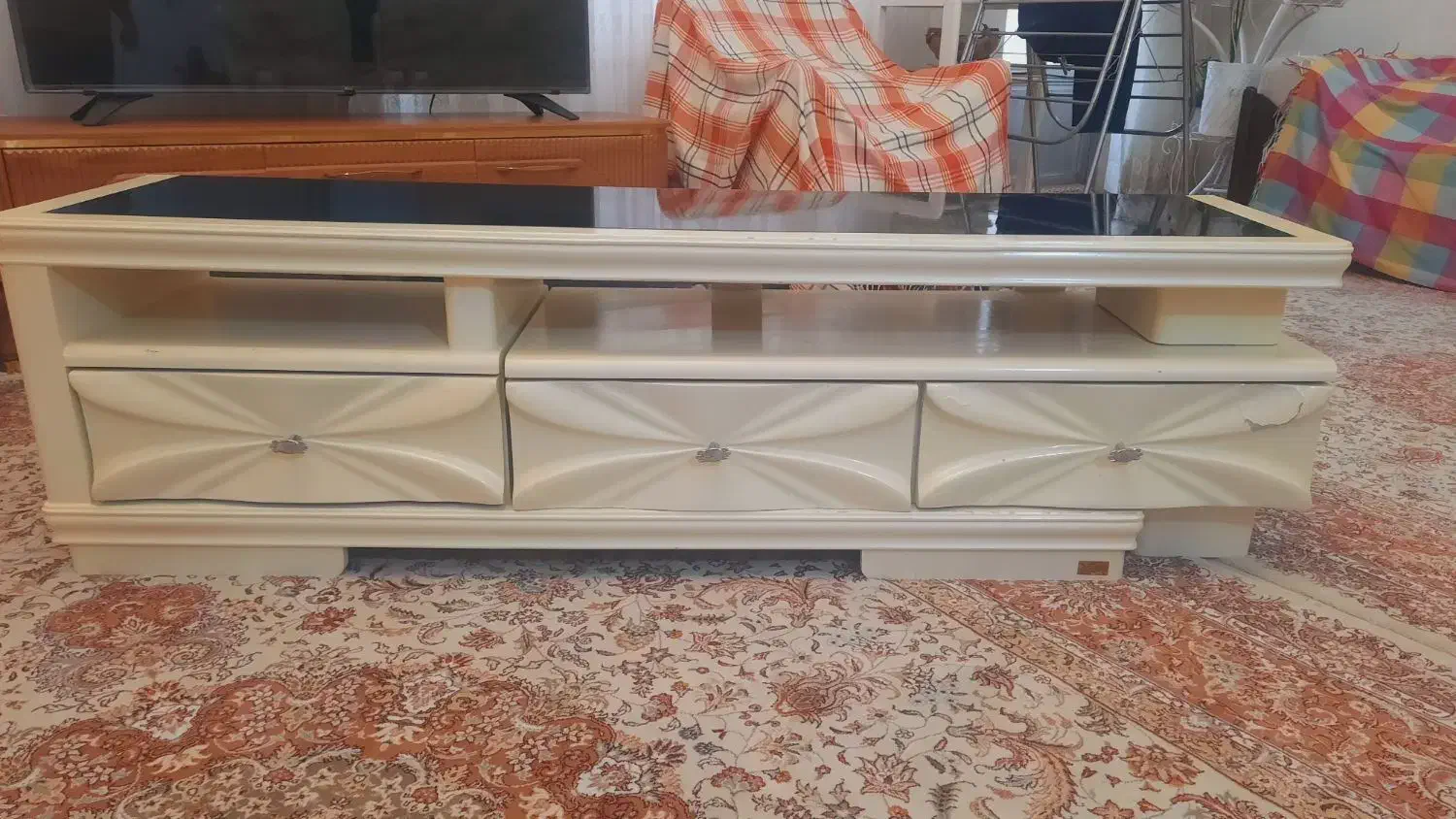 میزتلویزیون|میز تلویزیون|میانه, |دیوار